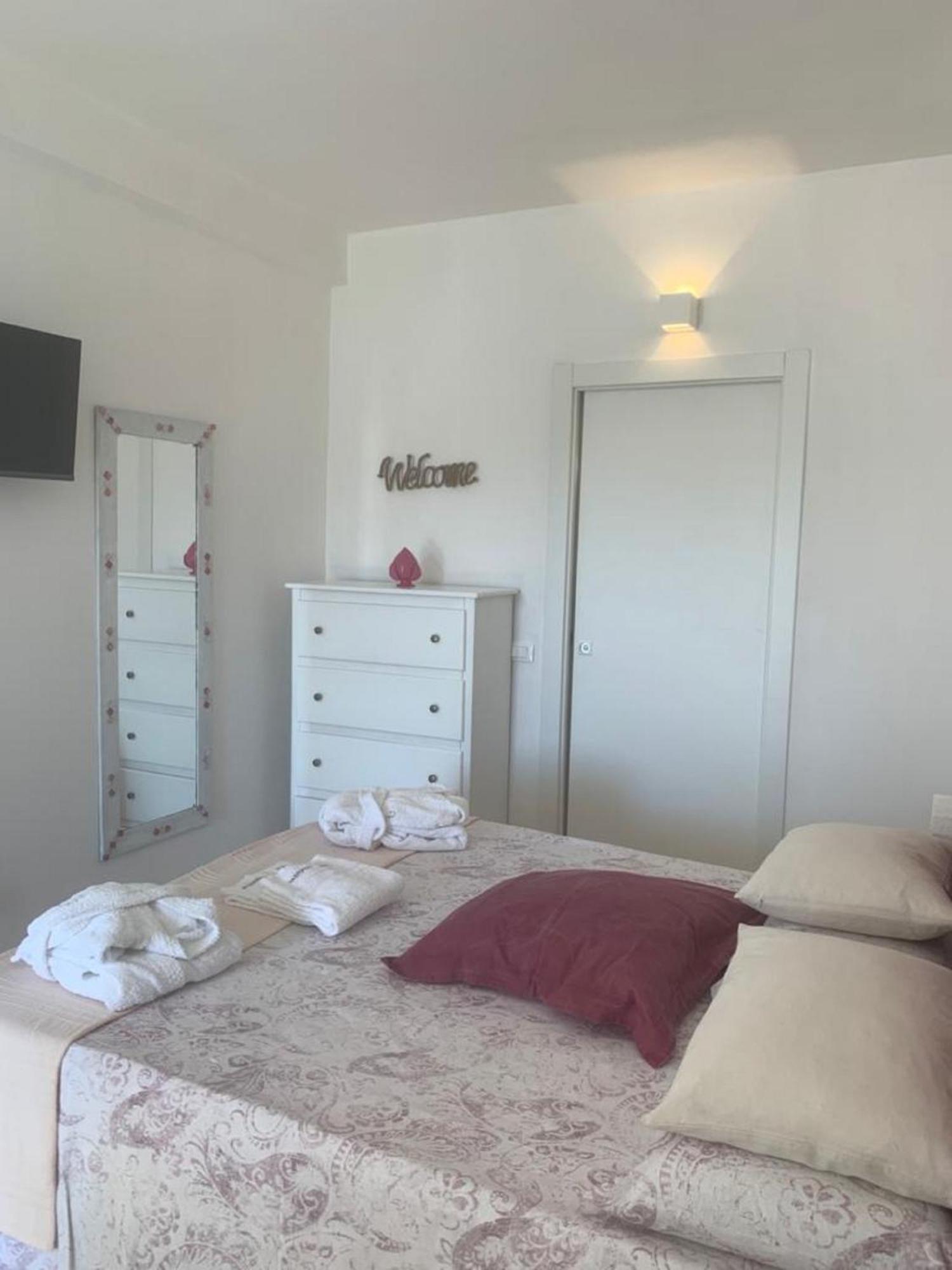 Bed and Breakfast Feudi Mandolivo Ostuni Exterior foto